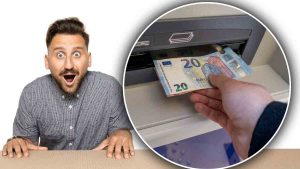 Il retire des billets au distributeur… et décroche le jackpot : « vérifiez les numéros de série ! »