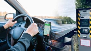 Radars de vitesse en temps réel sur Google Maps : découvrez l'astuce secrète pour ne plus payer d'amendes