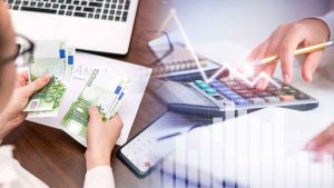 Voici ce que serait un salaire confortable en France en 2025 (même si peu de Français touchent cette somme)